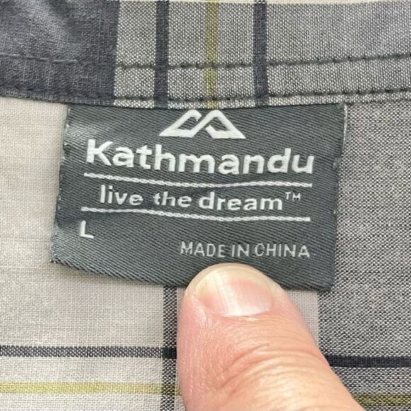 Kathmandu Short Sleeve Check Plaid Button Down Shirt. Large - Picture 5 of 10
